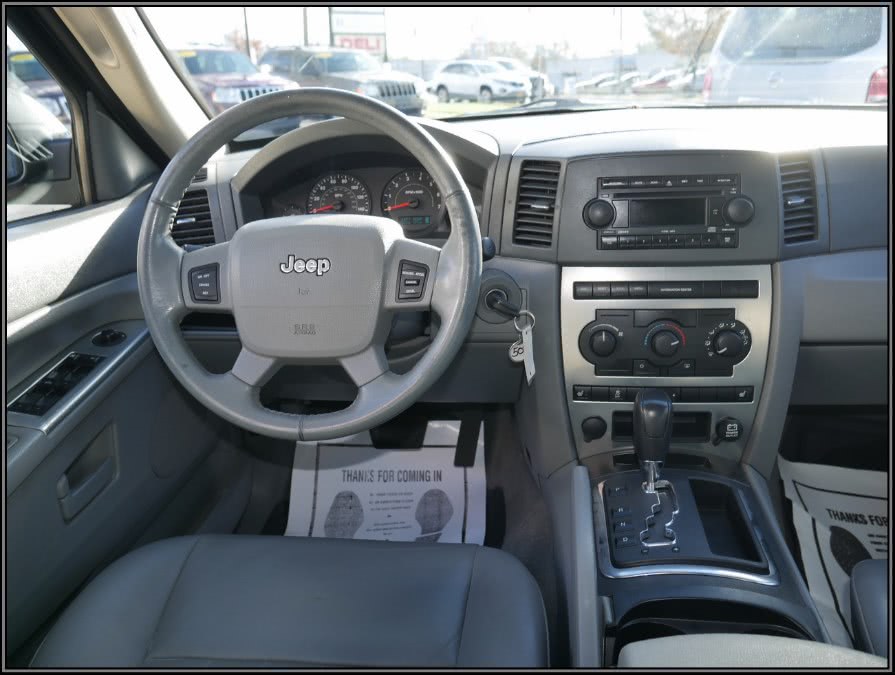 2005 Jeep Grand Cherokee 4dr Laredo 4WD, available for sale in Huntington Station, New York | My Auto Inc.. Huntington Station, New York 2005 Jeep Grand Cherokee 4dr Laredo 4WD, available for sale in Huntington Station, New York | My Auto Inc.. Huntington Station, New York