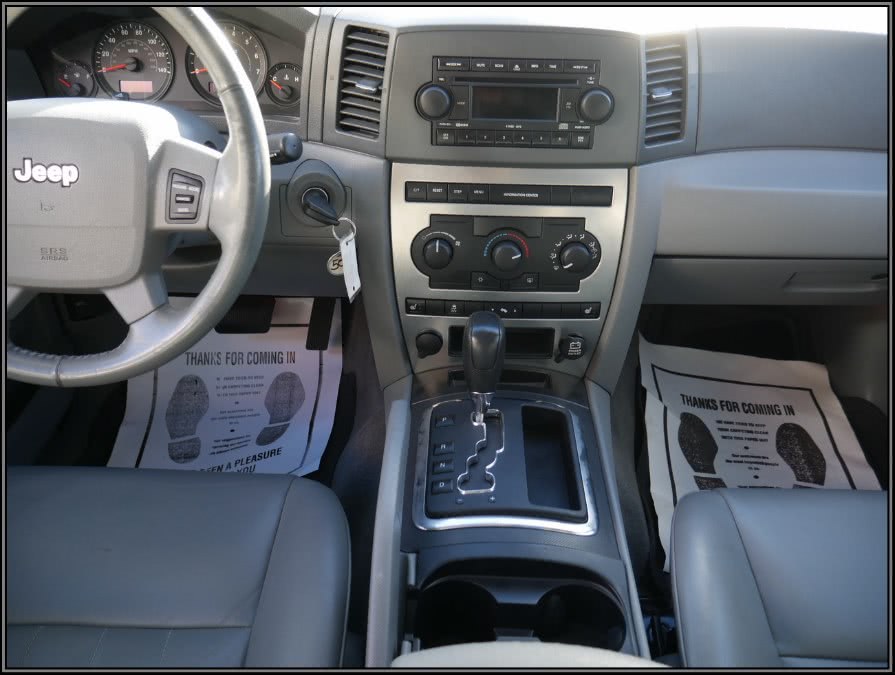 2005 Jeep Grand Cherokee 4dr Laredo 4WD, available for sale in Huntington Station, New York | My Auto Inc.. Huntington Station, New York 2005 Jeep Grand Cherokee 4dr Laredo 4WD, available for sale in Huntington Station, New York | My Auto Inc.. Huntington Station, New York