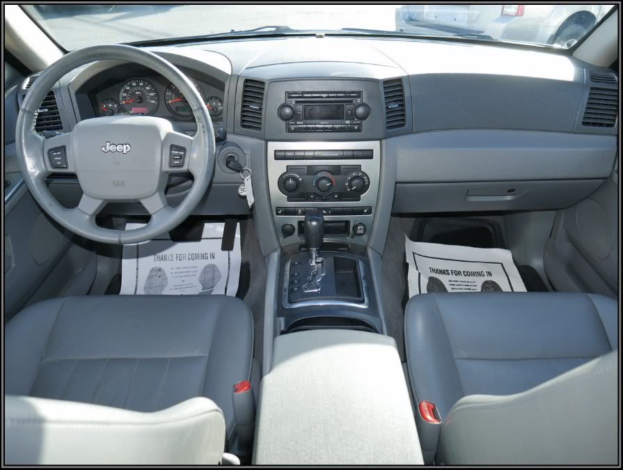 2005 Jeep Grand Cherokee 4dr Laredo 4WD, available for sale in Huntington Station, New York | My Auto Inc.. Huntington Station, New York 2005 Jeep Grand Cherokee 4dr Laredo 4WD, available for sale in Huntington Station, New York | My Auto Inc.. Huntington Station, New York