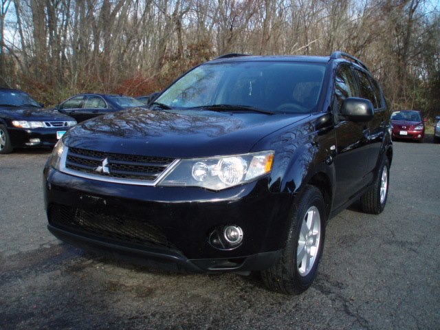 2007 Mitsubishi Outlander AWD 4dr LS, available for sale in Manchester, Connecticut | Vernon Auto Sale & Service. Manchester, Connecticut