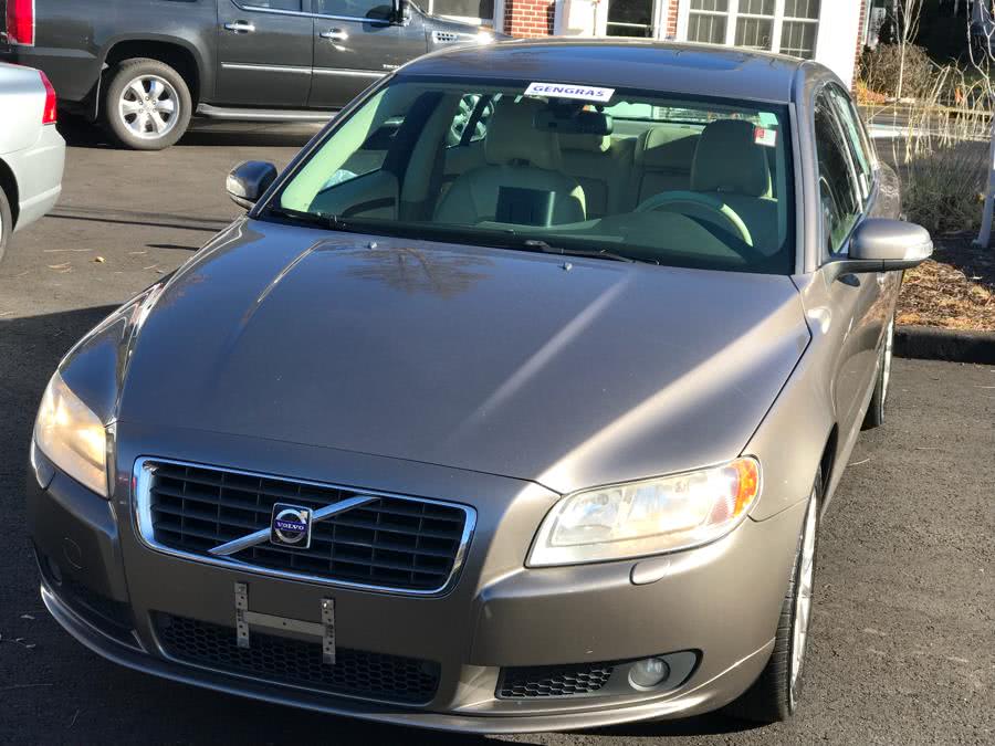 2008 Volvo S80 4dr Sdn I6 FWD, available for sale in Canton, Connecticut | Lava Motors. Canton, Connecticut