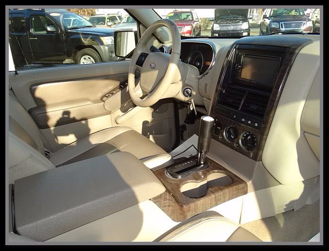 2006 Ford Explorer 4dr 114" WB 4.0L XLT 4WD, available for sale in Huntington Station, New York | My Auto Inc.. Huntington Station, New York 2006 Ford Explorer 4dr 114" WB 4.0L XLT 4WD, available for sale in Huntington Station, New York | My Auto Inc.. Huntington Station, New York