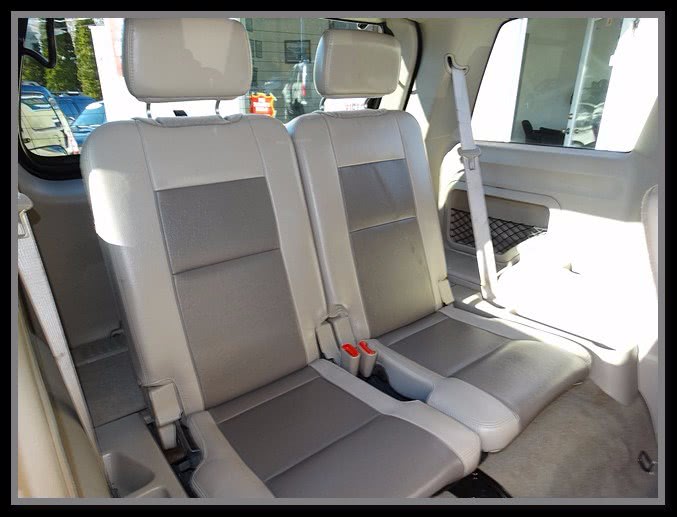 2006 Ford Explorer 4dr 114" WB 4.0L XLT 4WD, available for sale in Huntington Station, New York | My Auto Inc.. Huntington Station, New York 2006 Ford Explorer 4dr 114" WB 4.0L XLT 4WD, available for sale in Huntington Station, New York | My Auto Inc.. Huntington Station, New York