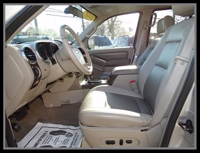 2006 Ford Explorer 4dr 114" WB 4.0L XLT 4WD, available for sale in Huntington Station, New York | My Auto Inc.. Huntington Station, New York 2006 Ford Explorer 4dr 114" WB 4.0L XLT 4WD, available for sale in Huntington Station, New York | My Auto Inc.. Huntington Station, New York