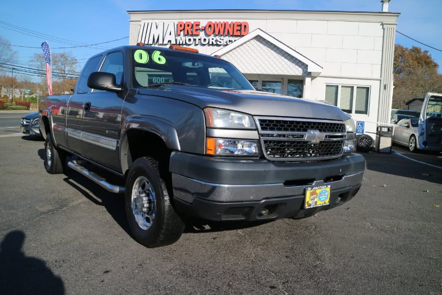 2006 Chev Silverado 2500HD EXT CAB, available for sale in Huntington Station, New York | M & A Motors. Huntington Station, New York