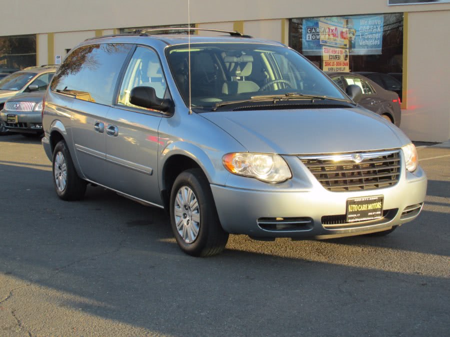 2006 Chrysler Town & Country LWB 4dr LX, available for sale in Vernon , Connecticut | Auto Care Motors. Vernon , Connecticut