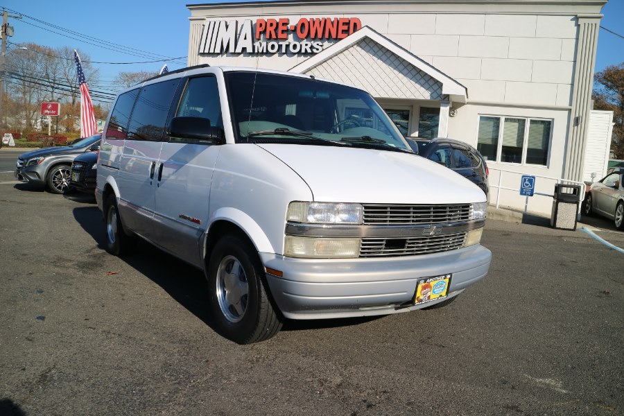 2000 Chevrolet Astro Passenger 111" WB AWD, available for sale in Huntington Station, New York | M & A Motors. Huntington Station, New York