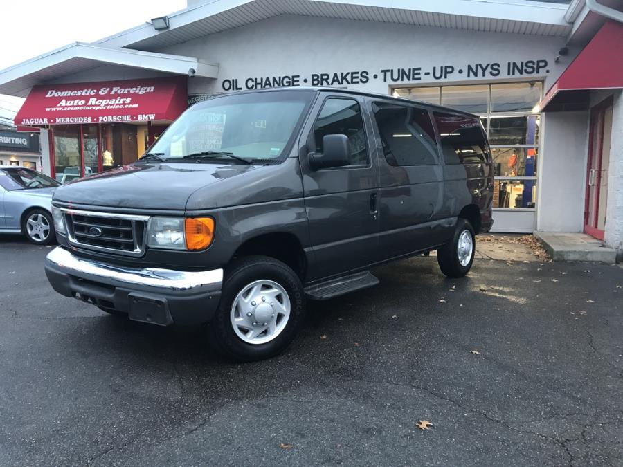 2006 Ford Econoline Wagon E-350 Super XLT, available for sale in Plainview , New York | Ace Motor Sports Inc. Plainview , New York