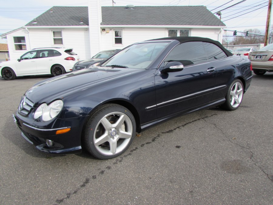 2006 Mercedes-Benz CLK-Class 2dr Cabriolet 5.0L, available for sale in Milford, Connecticut | Chip's Auto Sales Inc. Milford, Connecticut