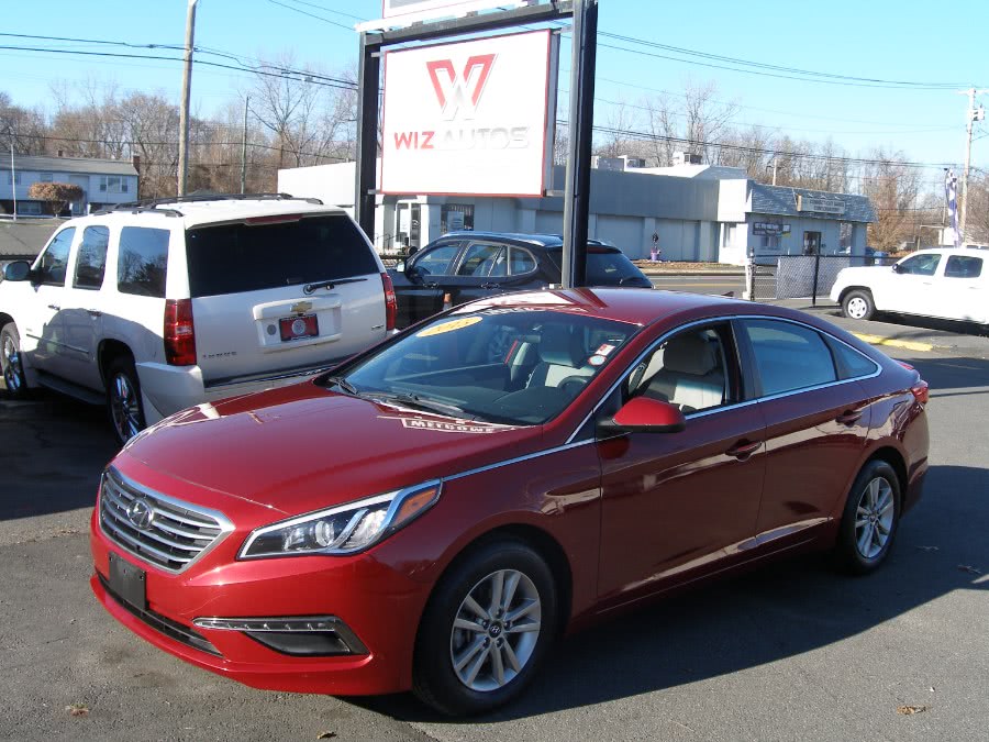 2015 Hyundai Sonata 4dr Sdn 2.4L SE, available for sale in Stratford, Connecticut | Wiz Leasing Inc. Stratford, Connecticut