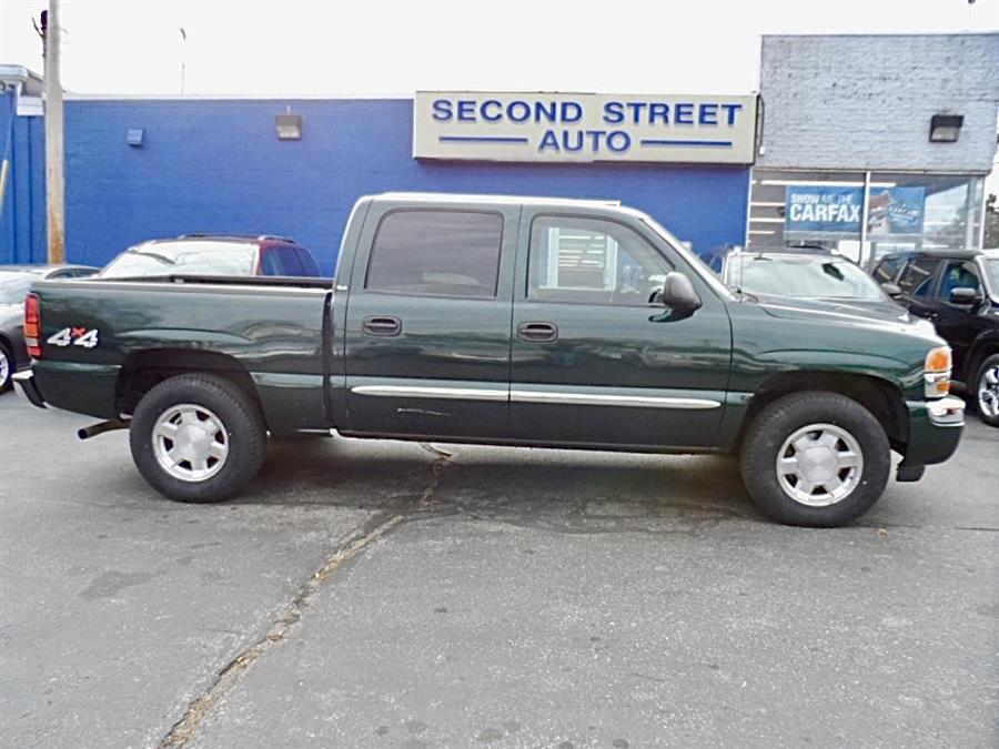 2007 GMC Sierra 1500 Classic 4WD CREW CAB 143.5, available for sale in Manchester, New Hampshire | Second Street Auto Sales Inc. Manchester, New Hampshire