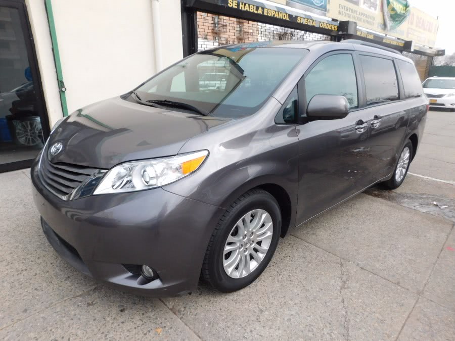 2016 Toyota Sienna 5dr 8-Pass Van XLE Premium  FWD (Natl), available for sale in Woodside, New York | Pepmore Auto Sales Inc.. Woodside, New York