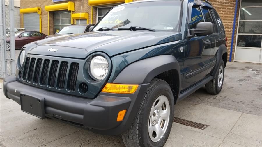 2005 Jeep Liberty 4dr Sport 4WD, available for sale in Bronx, New York | New York Motors Group Solutions LLC. Bronx, New York