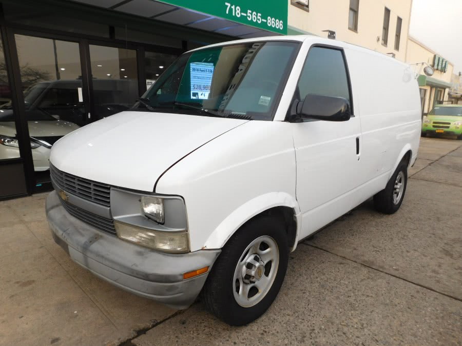 2005 Chevrolet Astro Cargo Van 111.2" WB AWD, available for sale in Woodside, New York | Pepmore Auto Sales Inc.. Woodside, New York