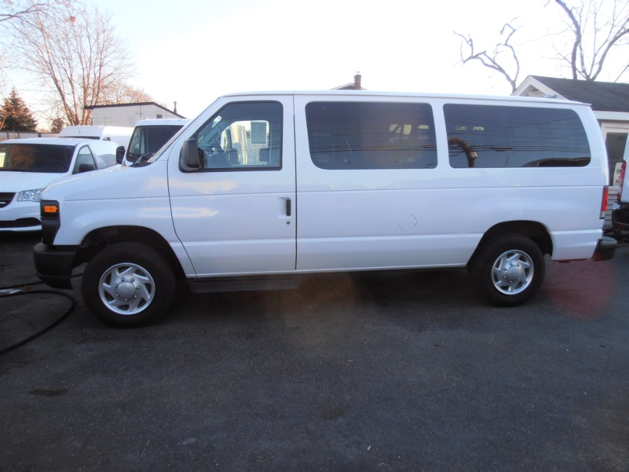 2013 Ford Econoline Wagon 8 PASSENGER E-150 XL, available for sale in COPIAGUE, New York | Warwick Auto Sales Inc. COPIAGUE, New York