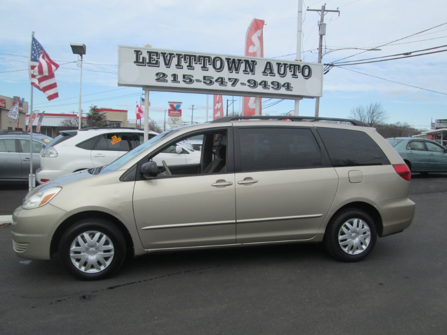 2004 Toyota Sienna 5dr LE FWD 7-Passenger, available for sale in Levittown, Pennsylvania | Levittown Auto. Levittown, Pennsylvania