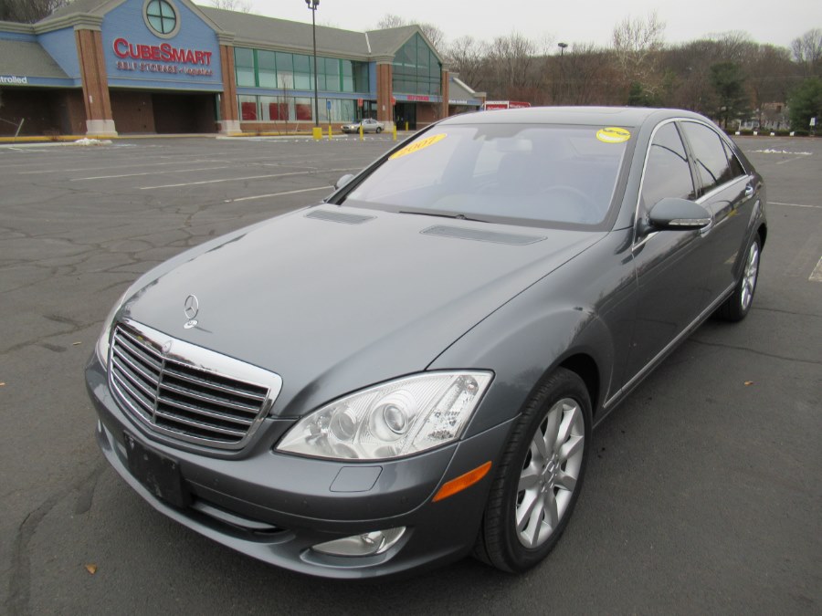 2007 Mercedes-Benz S-Class 4dr Sdn 5.5L V8 4MATIC / Clean Carfax, available for sale in New Britain, Connecticut | Universal Motors LLC. New Britain, Connecticut