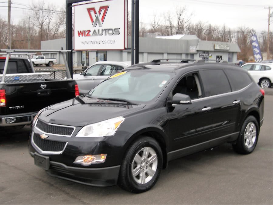 2011 Chevrolet Traverse AWD 4dr LT w/2LT, available for sale in Stratford, Connecticut | Wiz Leasing Inc. Stratford, Connecticut