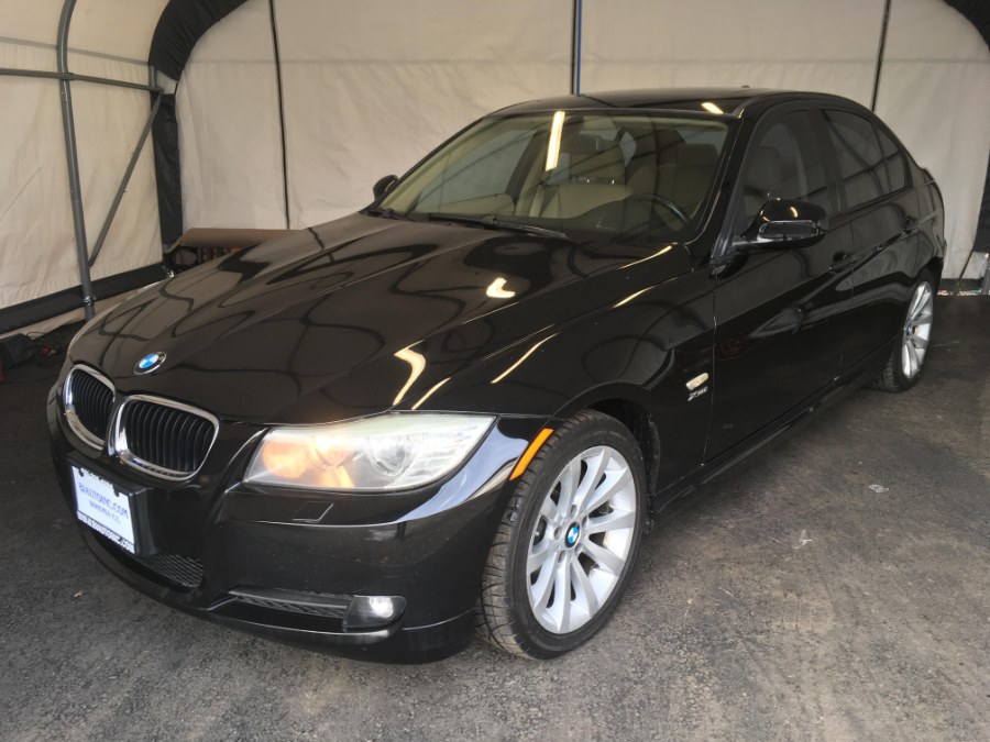 2009 BMW 3 Series 4dr Sdn 328i xDrive AWD SULEV, available for sale in Bohemia, New York | B I Auto Sales. Bohemia, New York
