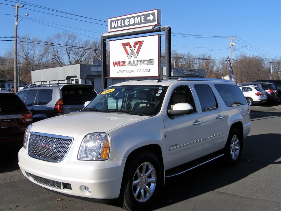 2010 GMC Yukon XL AWD 4dr 1500 Denali, available for sale in Stratford, Connecticut | Wiz Leasing Inc. Stratford, Connecticut