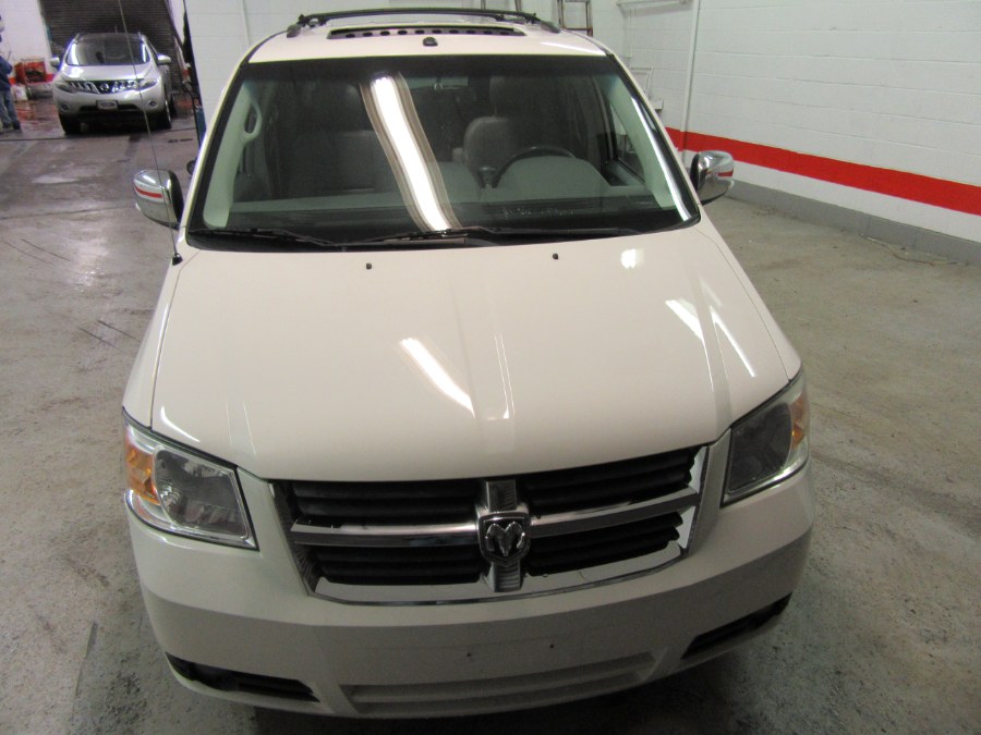 2008 Dodge Grand Caravan 4dr Wgn SXT, available for sale in Little Ferry, New Jersey | Victoria Preowned Autos Inc. Little Ferry, New Jersey 2008 Dodge Grand Caravan 4dr Wgn SXT, available for sale in Little Ferry, New Jersey | Victoria Preowned Autos Inc. Little Ferry, New Jersey
