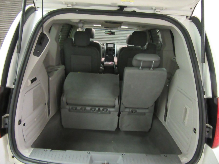 2008 Dodge Grand Caravan 4dr Wgn SXT, available for sale in Little Ferry, New Jersey | Victoria Preowned Autos Inc. Little Ferry, New Jersey 2008 Dodge Grand Caravan 4dr Wgn SXT, available for sale in Little Ferry, New Jersey | Victoria Preowned Autos Inc. Little Ferry, New Jersey