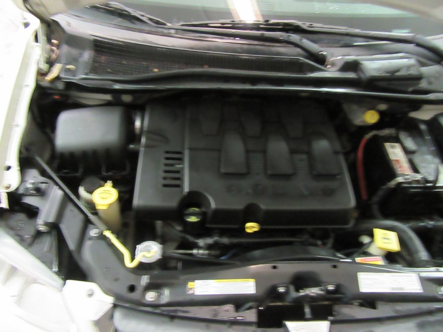 2008 Dodge Grand Caravan 4dr Wgn SXT, available for sale in Little Ferry, New Jersey | Victoria Preowned Autos Inc. Little Ferry, New Jersey 2008 Dodge Grand Caravan 4dr Wgn SXT, available for sale in Little Ferry, New Jersey | Victoria Preowned Autos Inc. Little Ferry, New Jersey