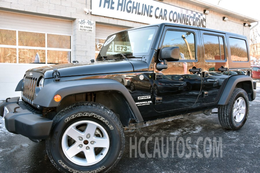 2016 Jeep Wrangler Unlimited 4WD 4dr Sport, available for sale in Waterbury, Connecticut | Highline Car Connection. Waterbury, Connecticut