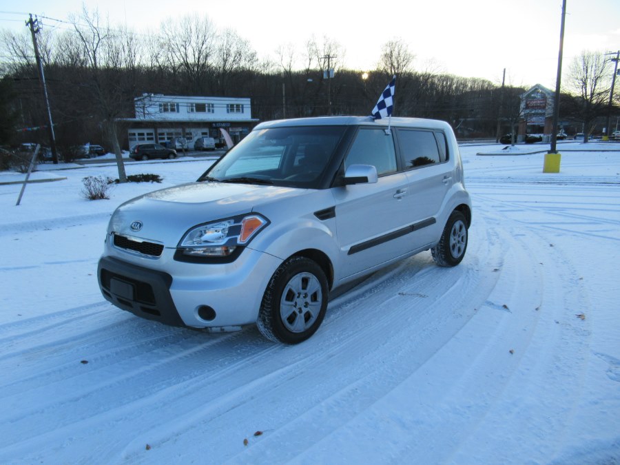 2011 Kia Soul 5dr Wgn Auto / Clean Carfax, available for sale in New Britain, Connecticut | Universal Motors LLC. New Britain, Connecticut