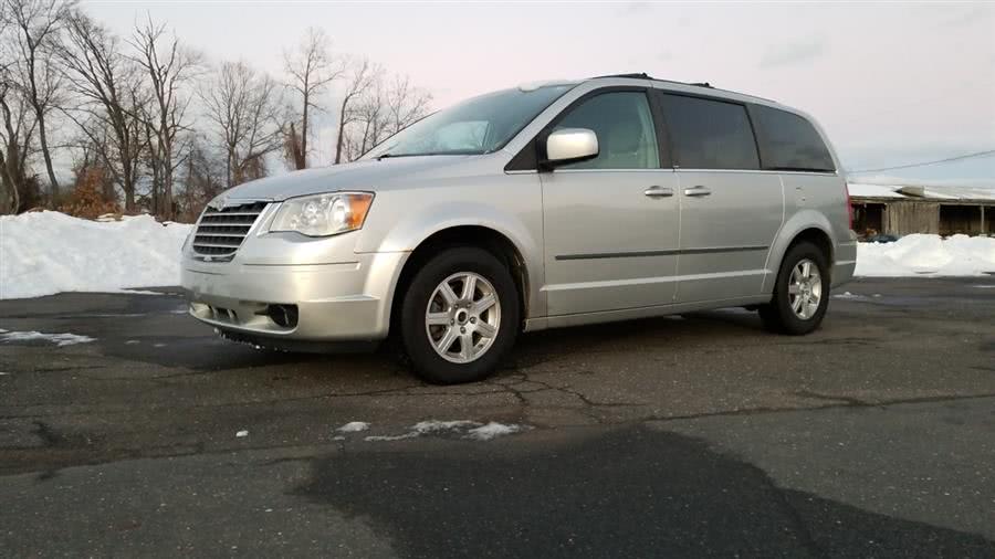 2010 Chrysler Town & Country 4dr Wgn Touring, available for sale in S.Windsor, Connecticut | Empire Auto Wholesalers. S.Windsor, Connecticut