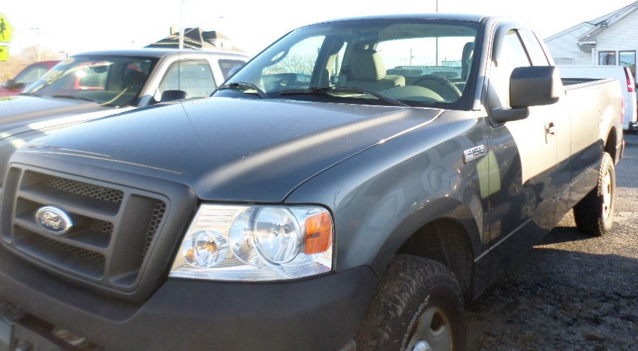 2005 Ford F-150 Reg Cab 126" XL 4WD, available for sale in Patchogue, New York | Romaxx Truxx. Patchogue, New York