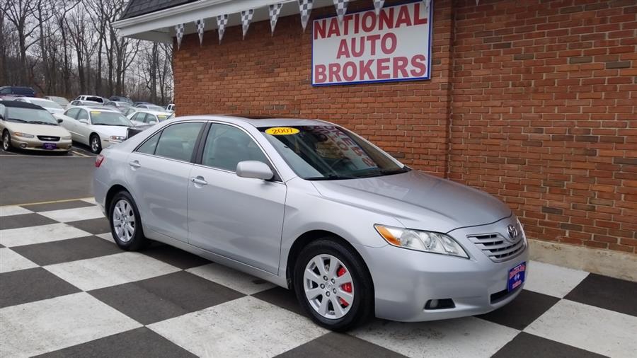 2007 Toyota Camry 4dr Sdn V6 Auto XLE, available for sale in Waterbury, Connecticut | National Auto Brokers, Inc.. Waterbury, Connecticut