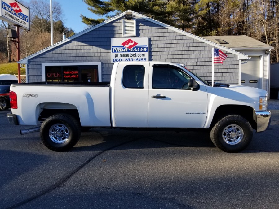 2009 Chevrolet Silverado 2500HD 4WD Ext Cab 143.5" Work Truck, available for sale in Thomaston, CT