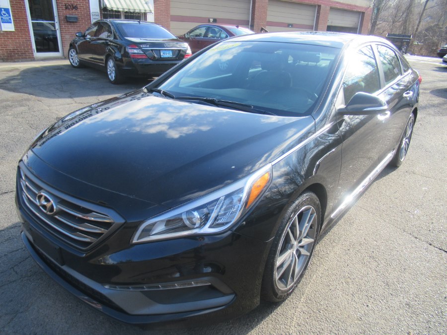 2015 Hyundai Sonata 4dr Sdn 2.0T Limited, available for sale in New Britain, Connecticut | Universal Motors LLC. New Britain, Connecticut