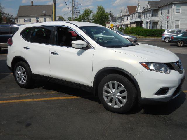 2014 Nissan Rogue S AWD, available for sale in New Haven, Connecticut | Boulevard Motors LLC. New Haven, Connecticut