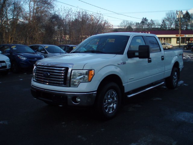 2012 Ford F-150 4WD SuperCrew 145" XLT, available for sale in Manchester, Connecticut | Vernon Auto Sale & Service. Manchester, Connecticut