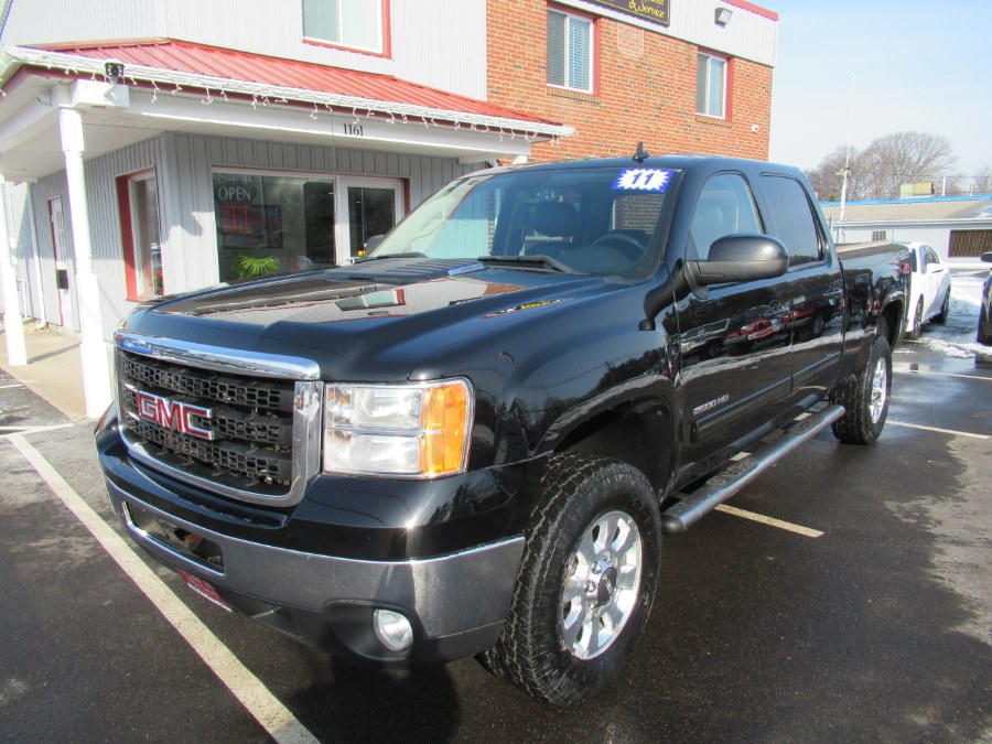2011 GMC Sierra 2500HD 4WD Crew Cab 153.7" SLT, available for sale in South Windsor, Connecticut | Mike And Tony Auto Sales, Inc. South Windsor, Connecticut