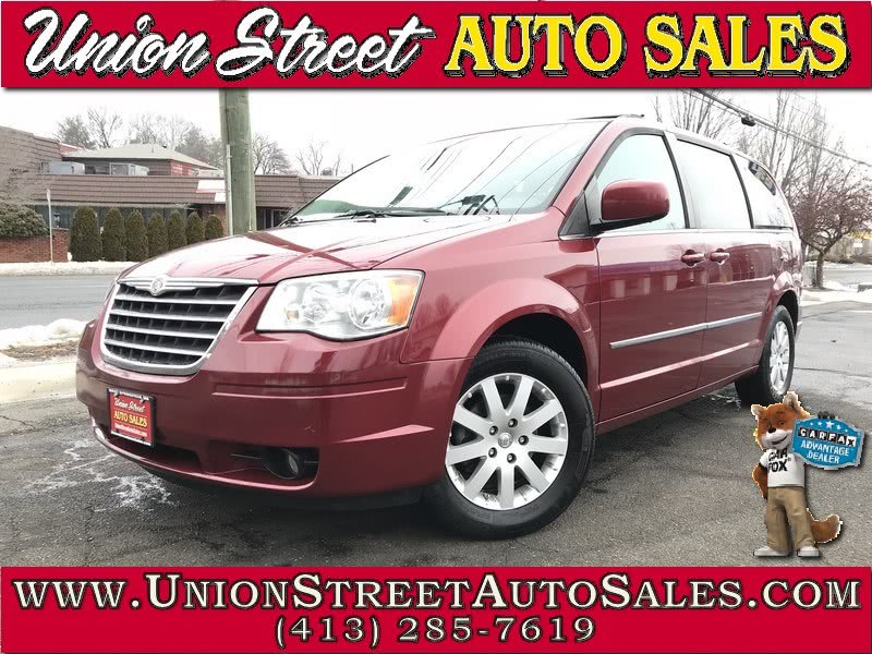 2010 Chrysler Town & Country 4dr Wgn Touring Plus, available for sale in West Springfield, Massachusetts | Union Street Auto Sales. West Springfield, Massachusetts