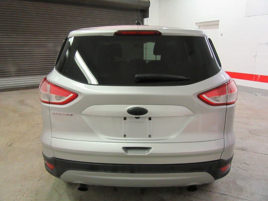 Used Ford Escape FWD 4dr SE 2015 | Victoria Preowned Autos Inc. Little Ferry, New Jersey Used Ford Escape FWD 4dr SE 2015 | Victoria Preowned Autos Inc. Little Ferry, New Jersey