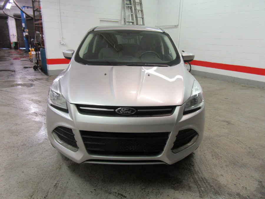 Used Ford Escape FWD 4dr SE 2015 | Victoria Preowned Autos Inc. Little Ferry, New Jersey Used Ford Escape FWD 4dr SE 2015 | Victoria Preowned Autos Inc. Little Ferry, New Jersey