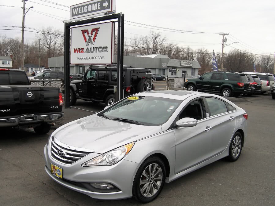 2014 Hyundai Sonata 4dr Sdn 2.4L Auto Limited, available for sale in Stratford, Connecticut | Wiz Leasing Inc. Stratford, Connecticut