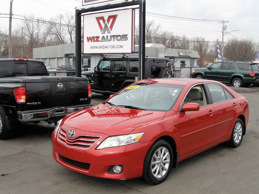 2011 Toyota Camry 4dr Sdn V6 Auto XLE, available for sale in Stratford, Connecticut | Wiz Leasing Inc. Stratford, Connecticut