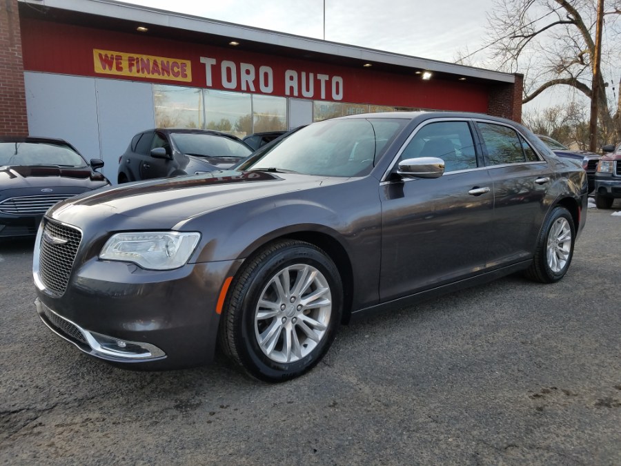 2017 Chrysler 300 300C Leather Roof Navi Loaded, available for sale in East Windsor, Connecticut | Toro Auto. East Windsor, Connecticut