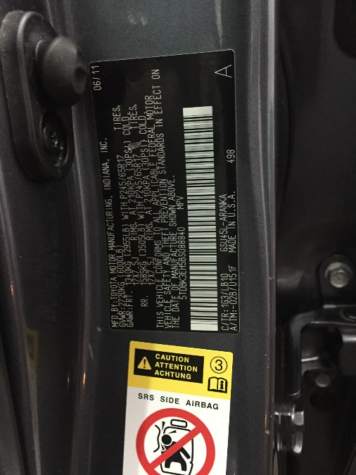2011 Toyota Highlander 4WD 4dr V6 SE, available for sale in Bristol, Connecticut | Bristol Auto Center LLC. Bristol, Connecticut 2011 Toyota Highlander 4WD 4dr V6 SE, available for sale in Bristol, Connecticut | Bristol Auto Center LLC. Bristol, Connecticut