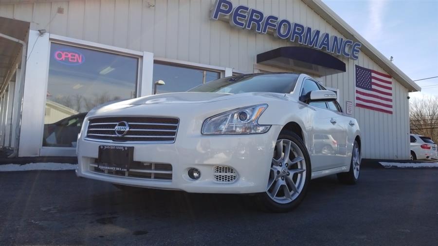 2009 Nissan Maxima 4dr Sdn V6 CVT 3.5 SV, available for sale in Wappingers Falls, New York | Performance Motor Cars. Wappingers Falls, New York