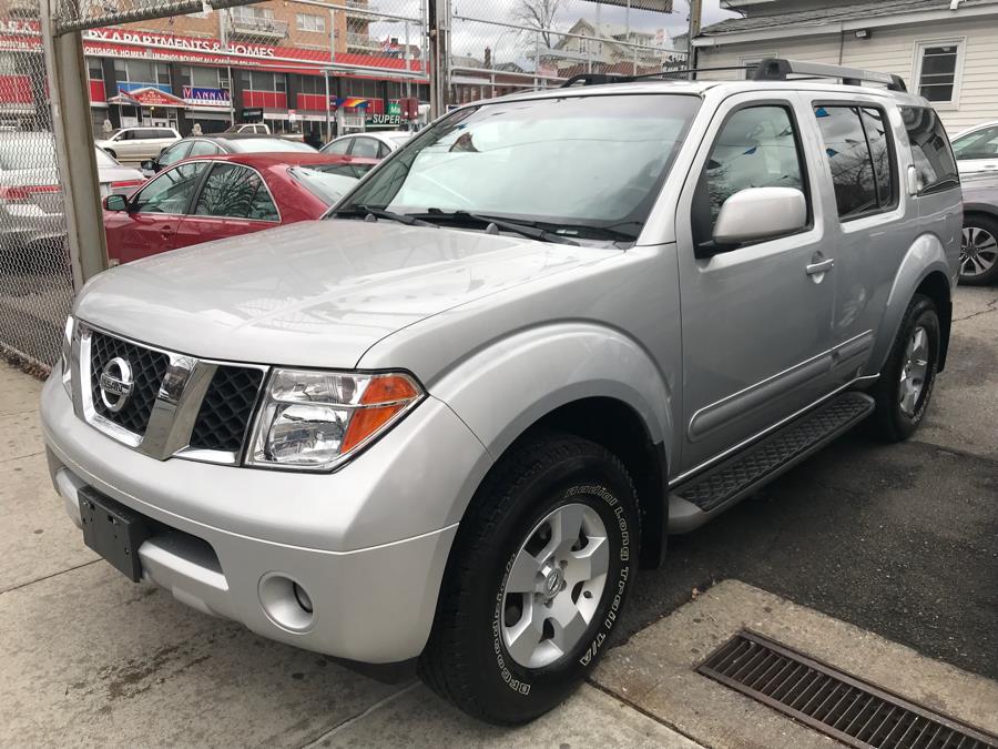2007 Nissan Pathfinder 4WD 4dr SE, available for sale in Jamaica, New York | Hillside Auto Center. Jamaica, New York