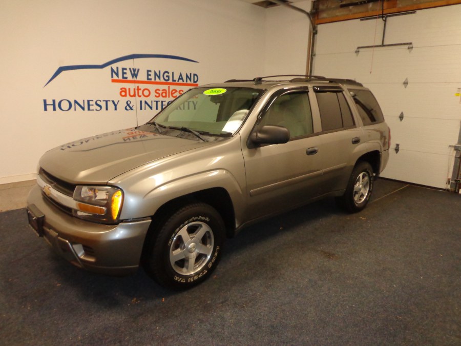2006 Chevrolet TrailBlazer 4dr 4WD LS, available for sale in Plainville, Connecticut | New England Auto Sales LLC. Plainville, Connecticut