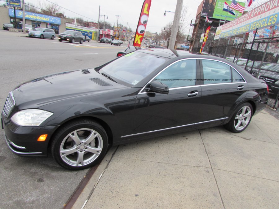 2013 Mercedes-Benz S-Class 4dr Sdn S550 4MATIC, available for sale in Bronx, New York | Car Factory Expo Inc.. Bronx, New York