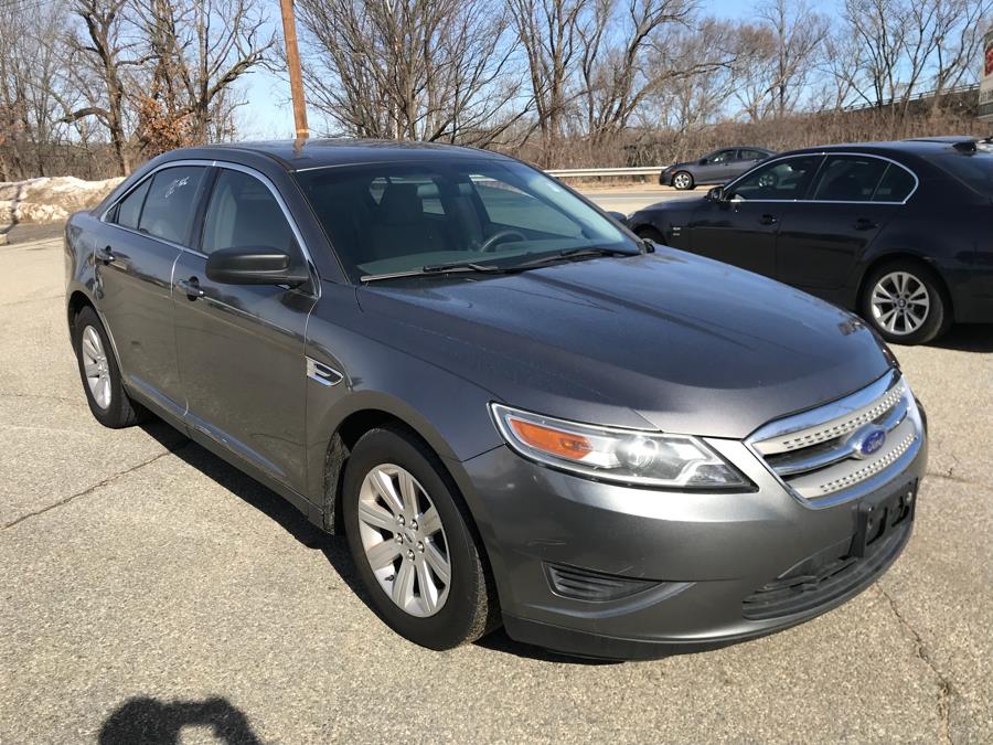 2011 Ford Taurus 4dr Sdn SE FWD, available for sale in Methuen, Massachusetts | Danny's Auto Sales. Methuen, Massachusetts