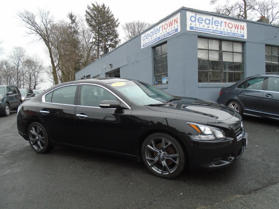 2014 Nissan Maxima 4dr Sdn 3.5 SV w/Premium Pkg, available for sale in Milford, Connecticut | Dealertown Auto Wholesalers. Milford, Connecticut